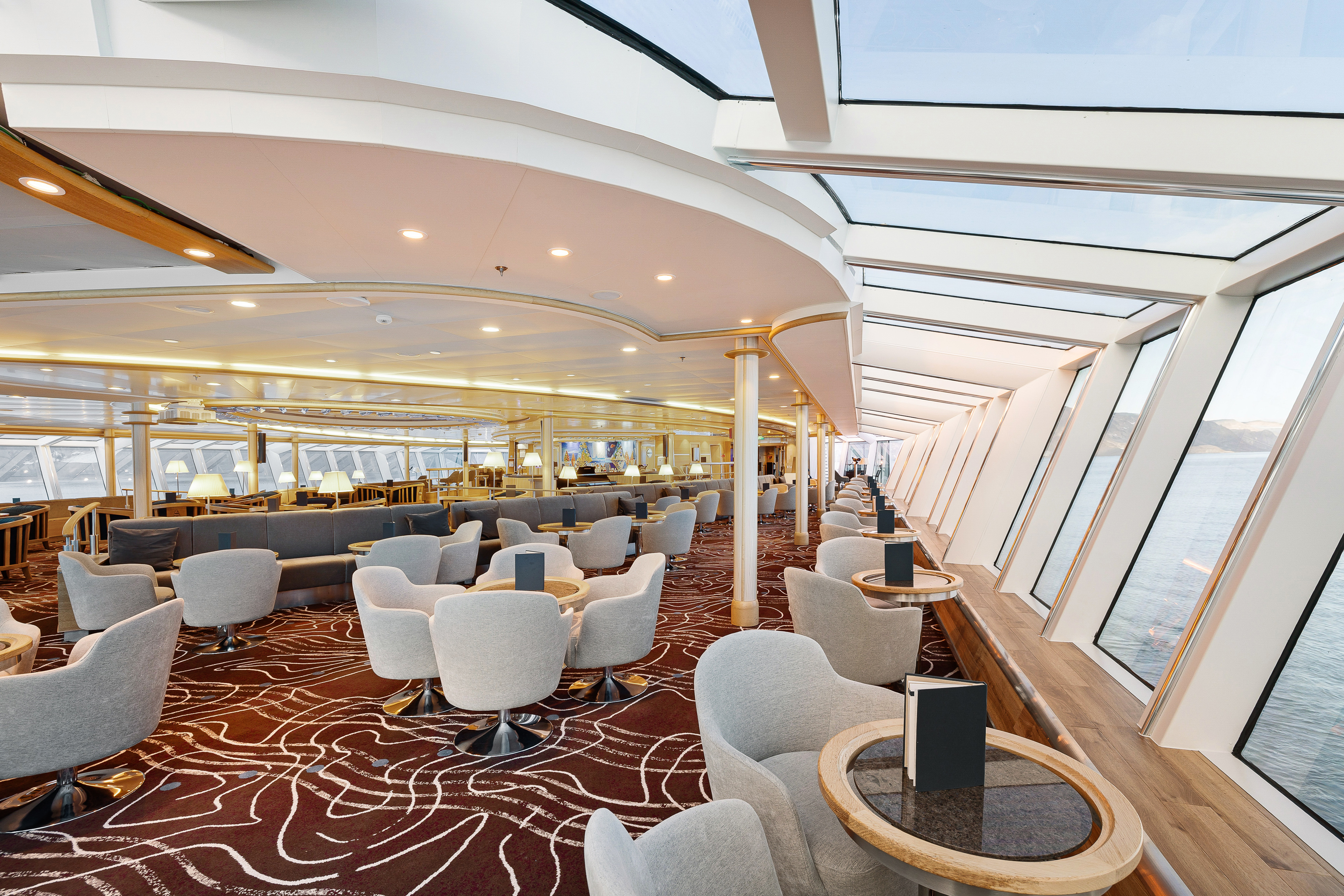 MS Fram - Explorer Lounge & Bar